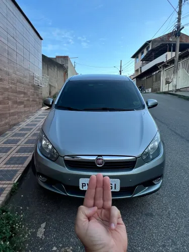 Fiat Grand Siena Essence Dual. 1.6 Flex 16V 2015