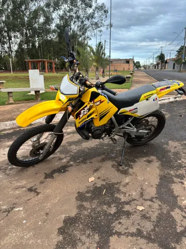 Suzuki RMX 250 Emplacada