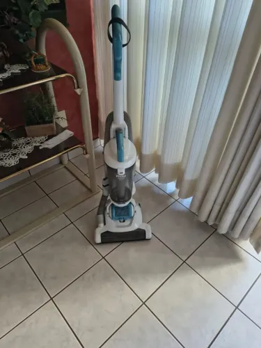 Aspirador de pó  Philco upright 2000W com vassoura automática - igual novo! 