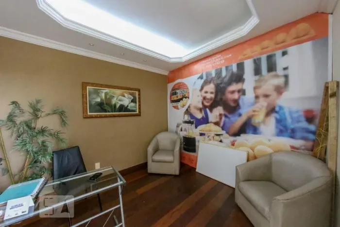 Casa à Venda - Heliópolis, 6 Quartos, 200 m2