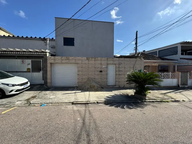 PORTÃO DE ALUMÍNIO BRANCO COM MOTOR
