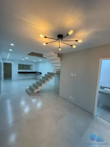 Casa para Locação em Rio de Janeiro, Taquara, 3 dormitórios, 1 suíte, 3 banheiros, 1 vaga