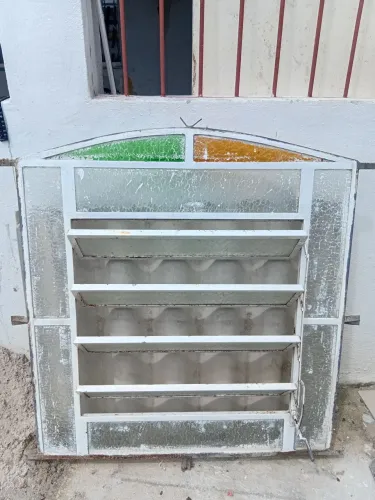 Vende se uma janela vasculante 1x1 zap *marilene Maranguape2 Paulista 
