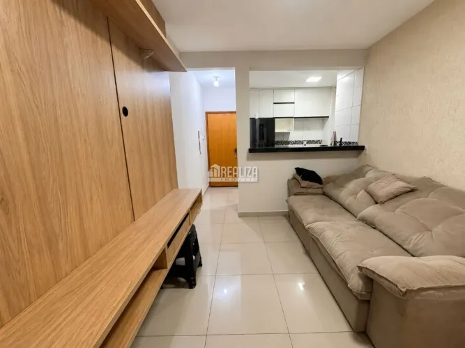Apartamento com 2 Quarto(s) e 2 banheiro(s) para Alugar, 66 m² por R$ 1960 / Mês