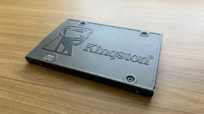 SSD Kingston A400 960GB SATA 2.5" + Cabo SATA - Nunca Usado