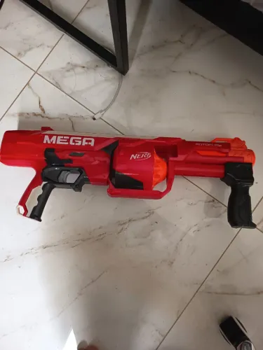 Nerf Mega Rotofury usada
