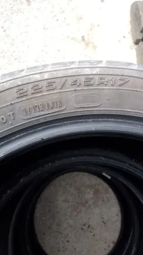 Vendo 4 pneus aro 17 Goodyear 