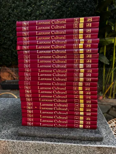 Enciclopédia Grande Larousse Cultural - 24 vol