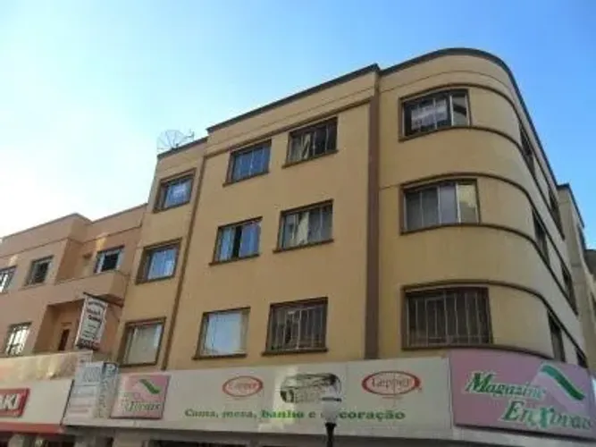Excelente sala comercial em ótima localização do calçadão - direto c proprietária !