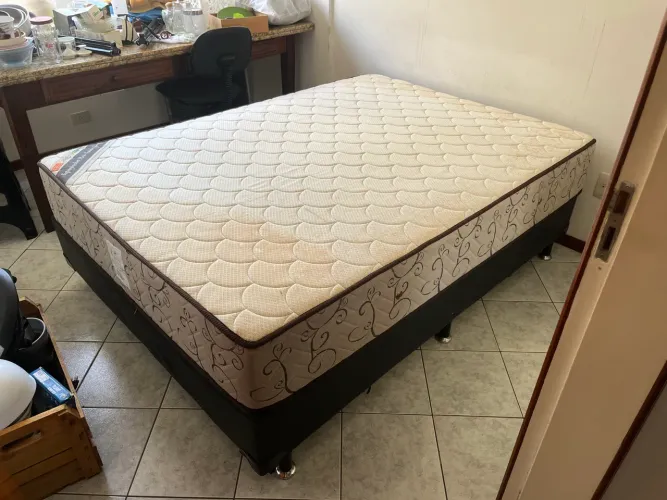 Cama casal pocket (mola ensacada)