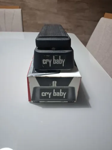 Vendo ou Troco PEDAL CRYBABY WAH WAH DUNLOP