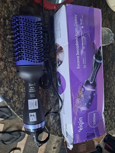 Escova elgin cerca e aliza