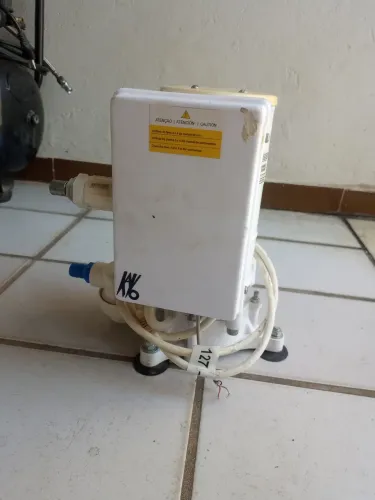 Bomba a vácuo para dois consultórios