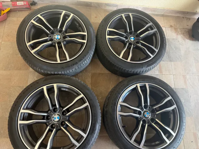 Rodas bmw m3 com pneus