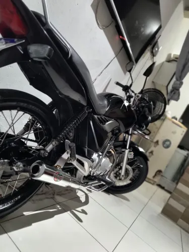 vendo moto boa !!