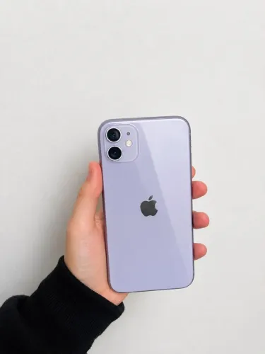 iPhone 11 Lilás