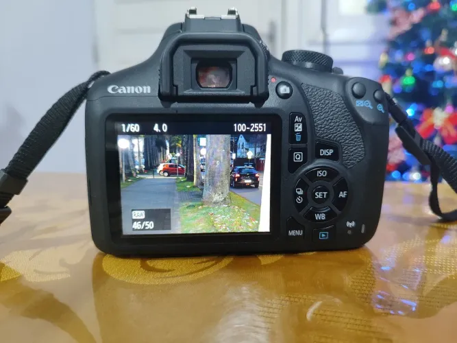 câmera Canon Eeos Rebel t7