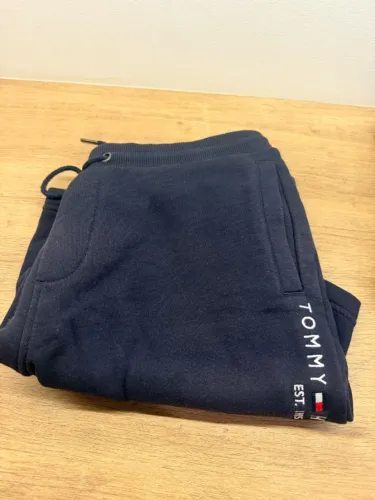 Bermuda moletom Tommy Hilfiger