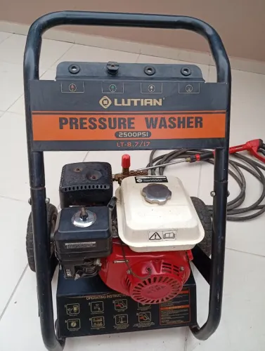 Lavadora alta pressão 2500 Psi a gasolina LUTIAN