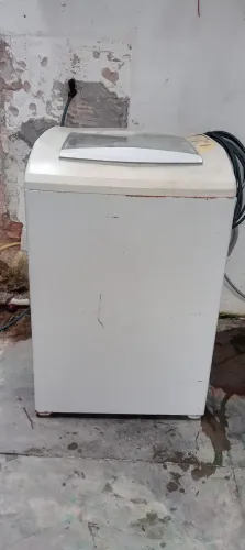 Vendo máquina de lavar  roupas, com falhas no agitador, os outros programas funciona norm