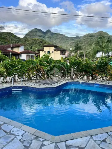 Casa de Praia a Venda no Condomínio Fechado Villas Residencial Amorim em Ubatuba com Local