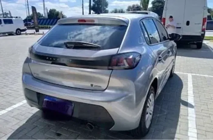 Peugeot 208 Like 1.0 Flex 6V 5P Mec. 2023