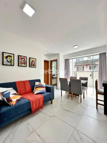 Apartamento mobiliado para locação com 2 quartos (1 suíte) armários planejados e uma vaga,