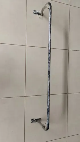 Vendo Arara Semi Nova 1.20 Cm