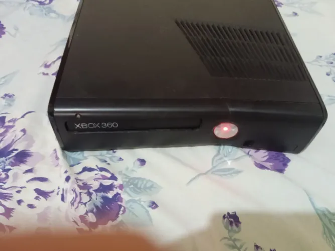 Xbox 360 super slim
