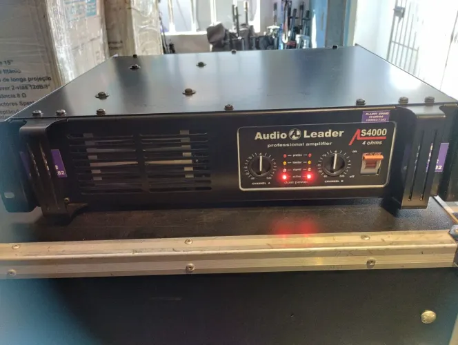 Amplificador potência audio leader als 4000. 4 ohms 