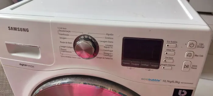Maquina lava e seca  com defeito 