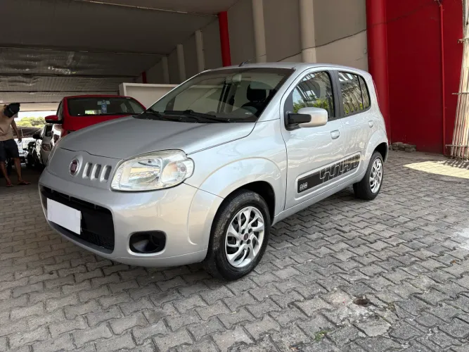 Fiat Uno Vivace Celeb. 1.0 EVO F. Flex 8V 3P 2015