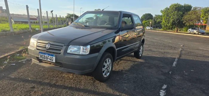 Fiat Uno Mille Celeb. WAY Econ. 1.0 F.flex 4P 2012