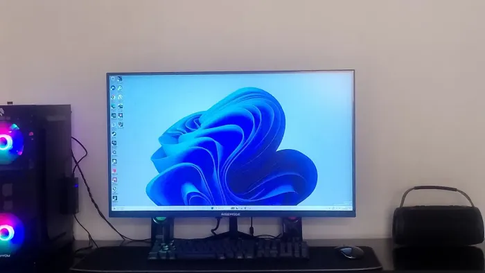 Monitor Risemode 32"
