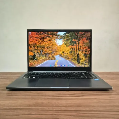 Notebook Samsung (Core i5-11a Gen + 12 GB RAM + SSD NVMe) c/ Garantia - Avalio trocas !!!