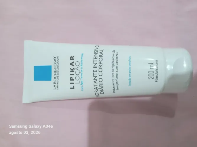 Hidratante Lipikar 200 ml lá Roche-Posay