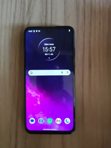 Motorola One Zoom