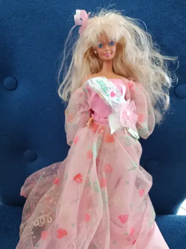 Barbie feliz aniversario