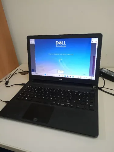 Notebook Dell 5566 i3 6 th 4 GB RAM SSD 120 GB 