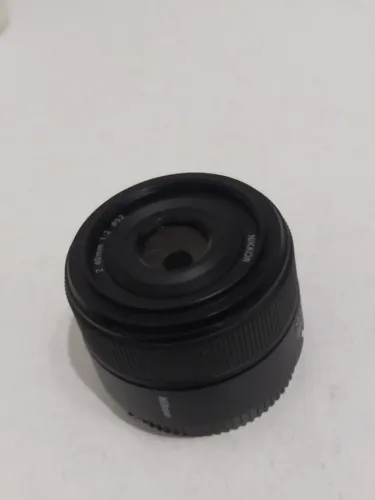 Nikon nikkor 40mm 2.0