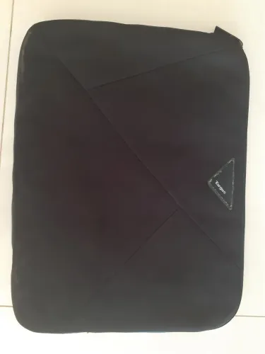 Capa acolchoada para notebook Targus