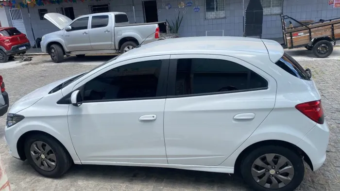 Chevrolet Onix JOY Hatch 1.0 8V Flex Mec. 4P 2019