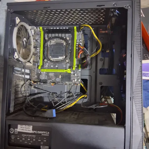 Gabinete com placa mãe x99 e fonte 500w 270R$