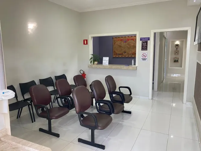 Casa Comercial para Venda em Limeira, Vila Cristovam, 4 dormitórios, 2 banheiros