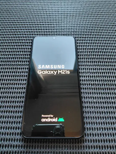 Samsung M21s + Cartão SD 32 gb