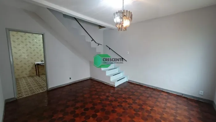 Excelente sobrado no Bairro Utinga