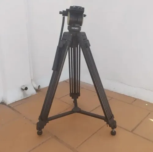 Tripé de Câmera Benro Profissonal Excelente