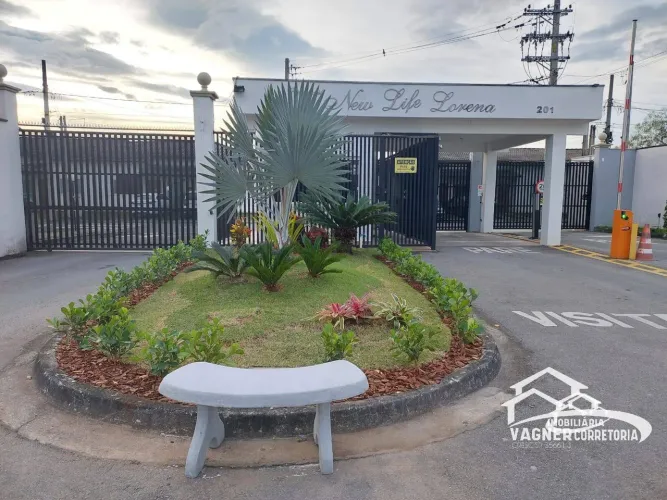 Casa no Condomínio New Life em Lorena para Locação