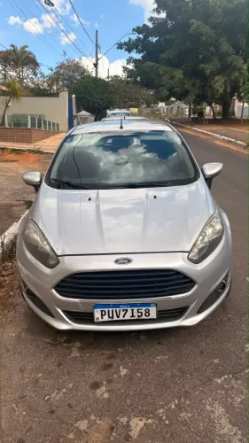 Ford Fiesta 1.5 16V Flex Mec. 5P 2015
