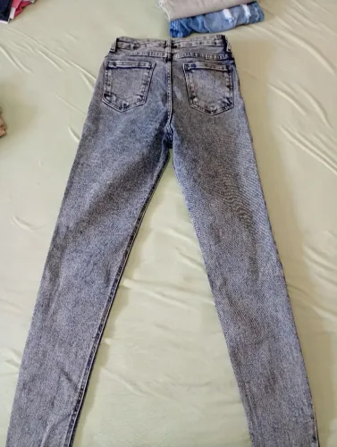 Calça jeans.